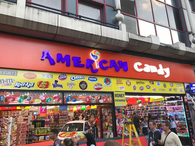 Signs and printing installation by Crewative — project 2