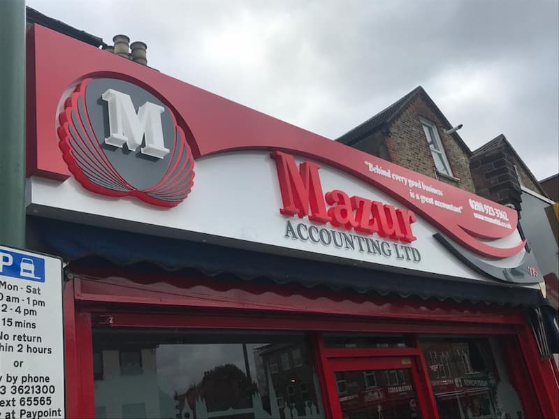 Signs and printing installation by Crewative — project 3